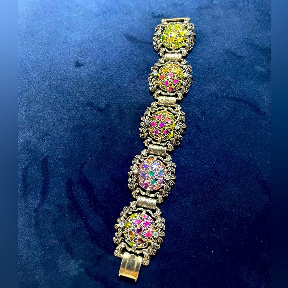 2 piece set Judy LeeCarved Iridescent Vintage Bracelet7 1/2”and matching earring